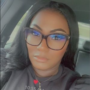 Meet your Posher, Lala